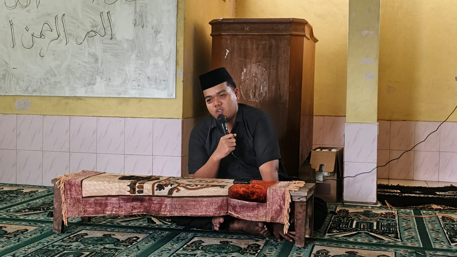 Smartren Hari Kedua: Belajar Akhlak, Berkarya Kaligrafi, dan Kultum Inspiratif